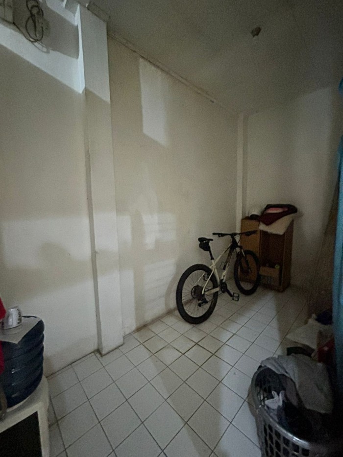 Rumah Kost Dijual di Taman Lembah Hijau Lippo Cikarang